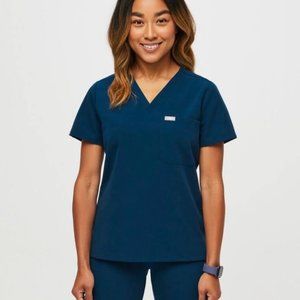 FIGS Womens Catarina one pocket scrub top DEEP REEF - SIZE XS